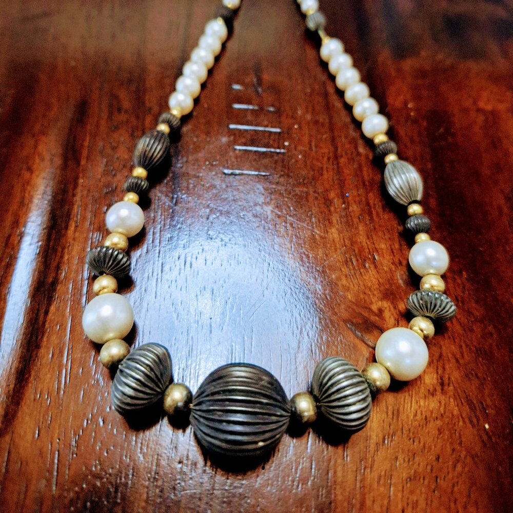 Vintage Gold and White Lantern Bead 70's Necklace